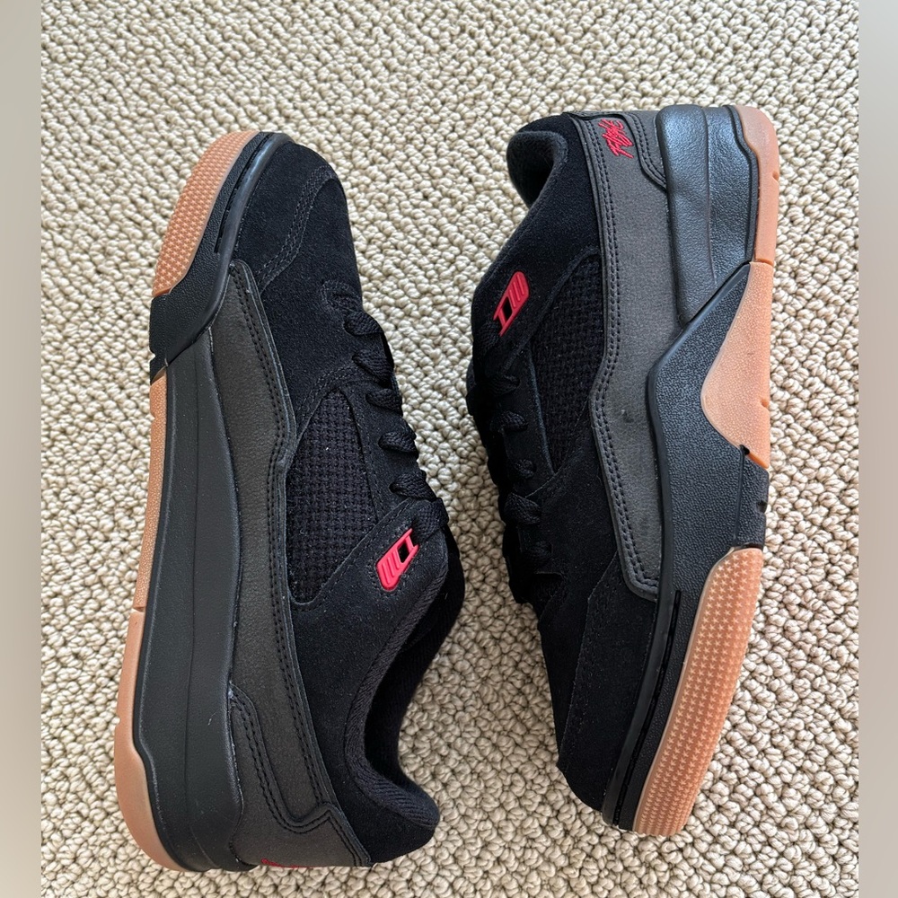 New JORDAN FLIGHT COURT (GS) 6Y